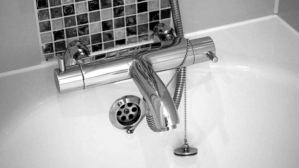 Как выбрать подходящий смеситель для вашей ванной комнаты