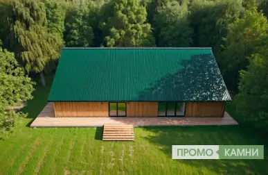 Как заменить кровлю на старом доме без ошибок